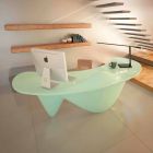 Mobiliário de escritório sinuoso de mesa feito na Itália Viadurini