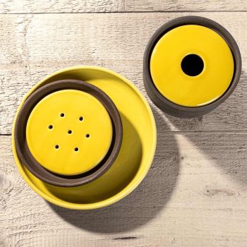 Acessórios de banheiro em barro refratário amarelo fabricado na Itália - Antonella