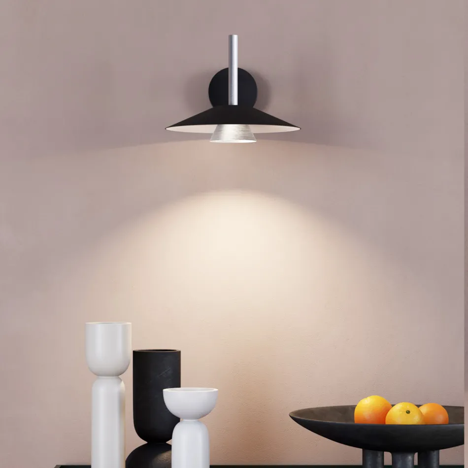 Luminárias de parede de metal em vários acabamentos, fabricadas na Itália - Mira Viadurini