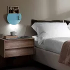 Candeeiro de parede moderno com compartimento de revista, USB e luz LED Made in Italy - Foster Viadurini