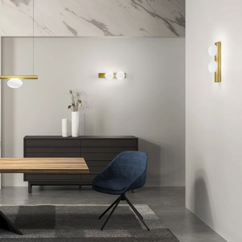 Luminária de Parede ou Teto em Alumínio e Vidro Soprado Branco - Alma Viadurini