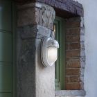 Candeeiro de parede vertical para exterior em cerâmica pintada à mão - Brindisi Viadurini