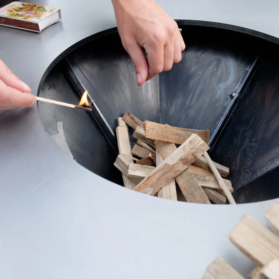 Com placa de cozinha e compartimento para madeira - Giorgione Viadurini