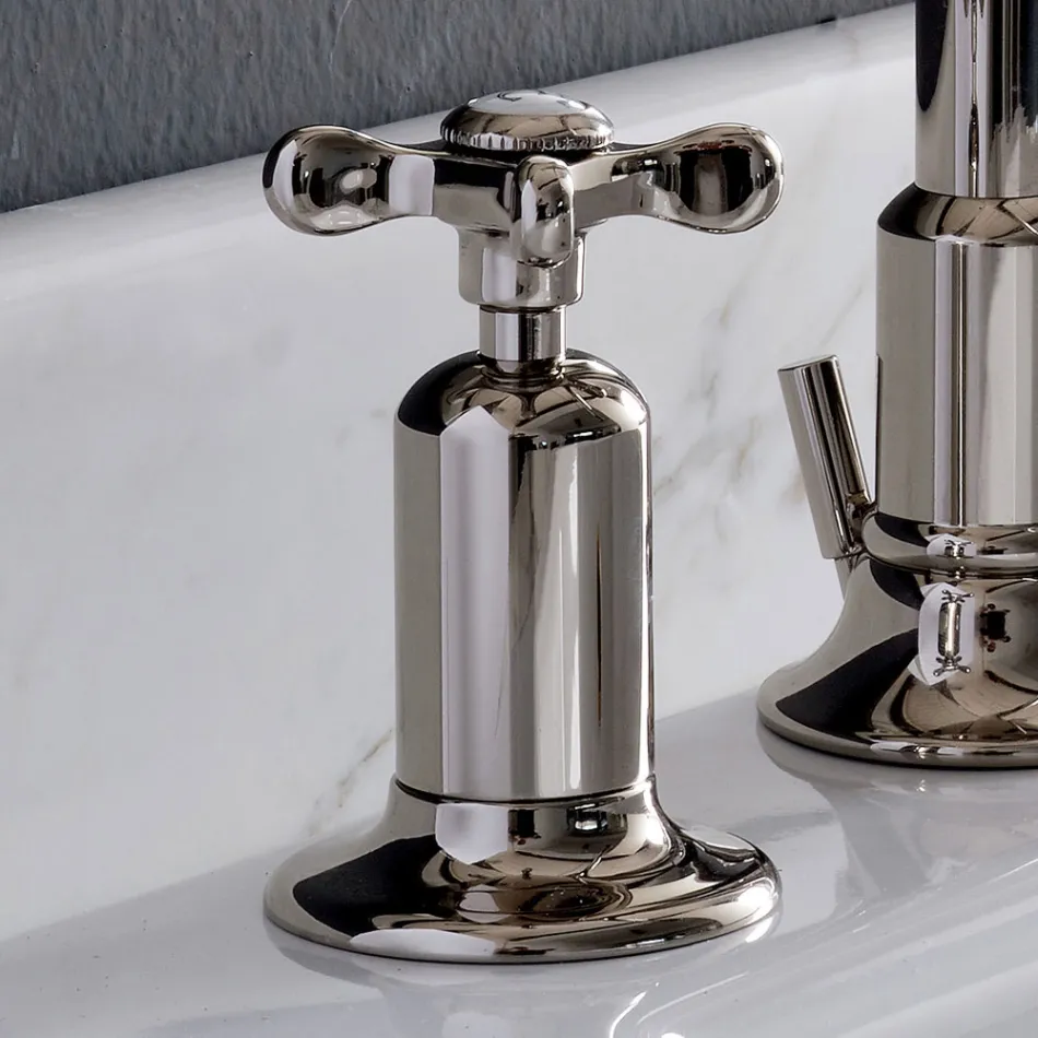 Misturador de lavatório 3 furos com bica alta em acabamento niquelado Made in Italy - Vermelho Viadurini