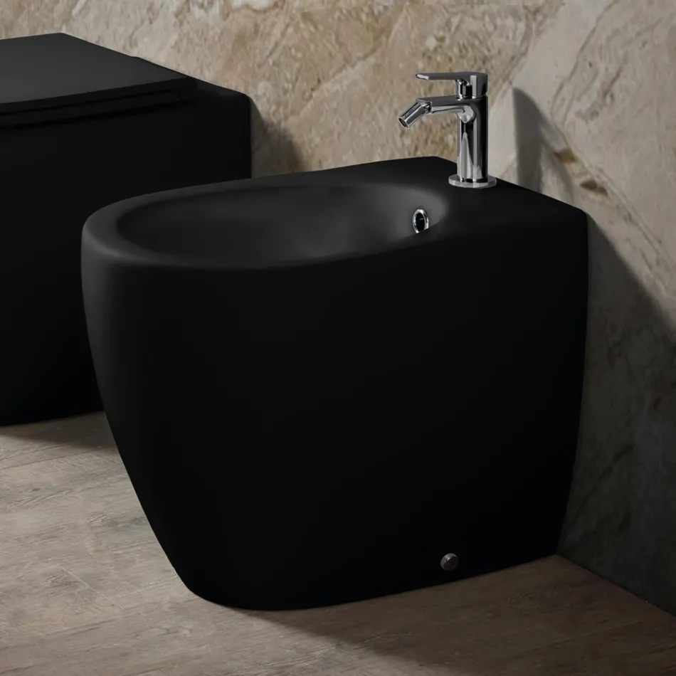 Bidê de chão Aster em cerâmica fosca, disponível em duas cores e com design moderno. Viadurini