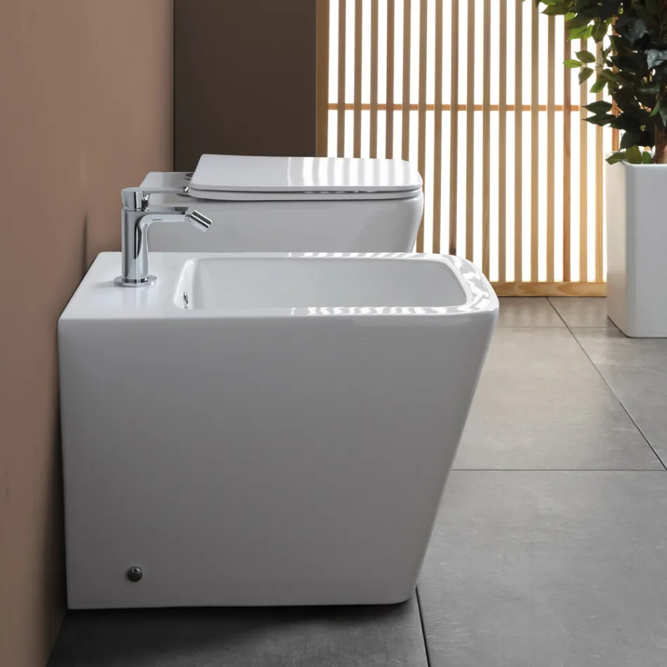 Bidê de chão com furo único em cerâmica branca com design moderno e elegante - Giunco Viadurini