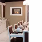 Lareira de parede branca Bio com design moderno com inserção de vidro Erica Viadurini