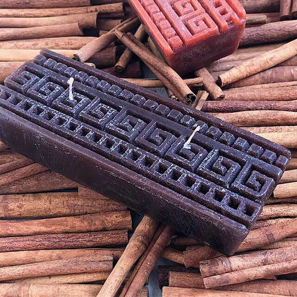 Vela artesanal retangular com aroma de canela fabricada na Itália - Alissa Viadurini