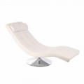 Chaise longue de design moderno em couro sintético e metal cromado - Conforto