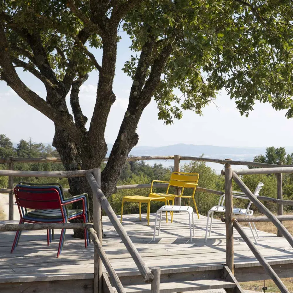 Espreguiçadeira ao ar livre com apoio para os pés de metal fabricado na Itália - Amina Viadurini