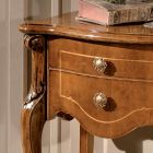 Mesa de cabeceira clássica com 2 gavetas em madeira de nogueira Bassano fabricada na Itália - Commodus Viadurini