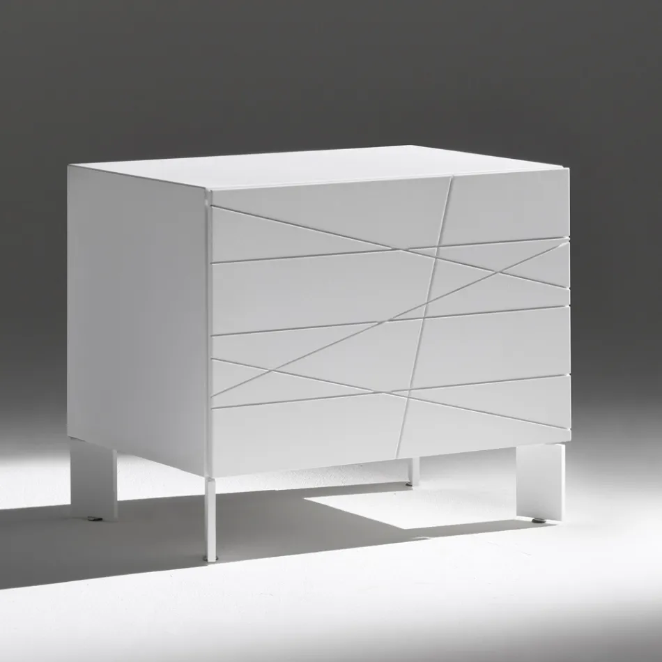 Mesa de cabeceira com 1 gaveta em aglomerado de madeira pintada - Leone Viadurini