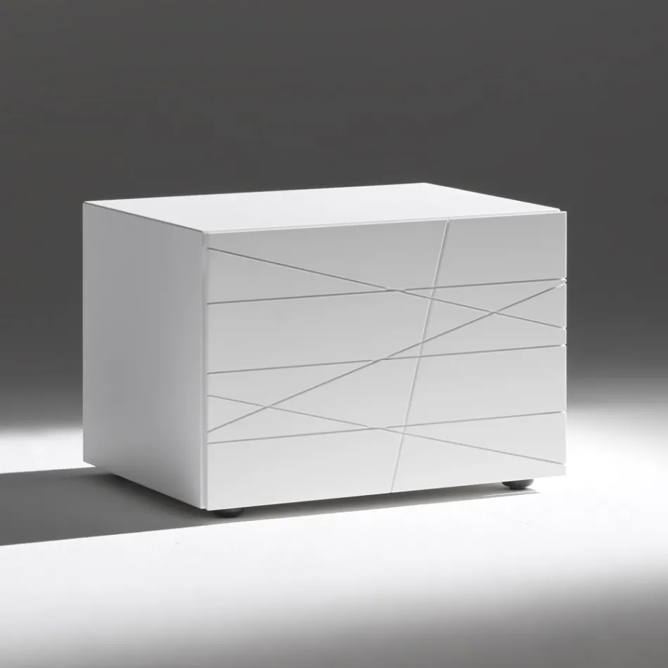 Mesa de cabeceira com 1 gaveta em aglomerado de madeira pintada - Leone Viadurini