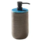 Composição de móveis de banheiro incluindo acessórios com detalhes em azul - Carolie Viadurini