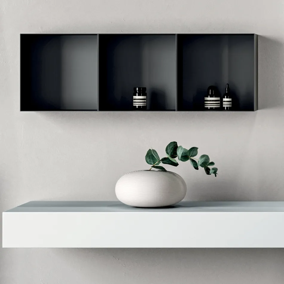 Composição de banheiro composta por prateleira com pia, armários de parede e espelho - Velaria Viadurini