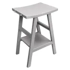 Composição de banheiro cinza com espelho redondo e vários acessórios - Maryse Viadurini