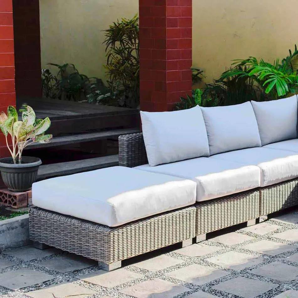 Composição de lugares ao ar livre com estrutura tecida à mão Rita Viadurini