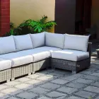 Composição de lugares ao ar livre com estrutura tecida à mão Rita Viadurini