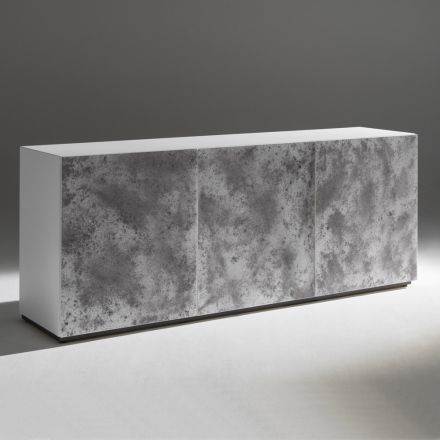 Aparador de 3 portas com 3 prateleiras internas em madeira e MDF - Pesci Viadurini