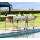 Cozinha ao ar livre moderna com rodas de madeira e aço - Buoncalliope Viadurini