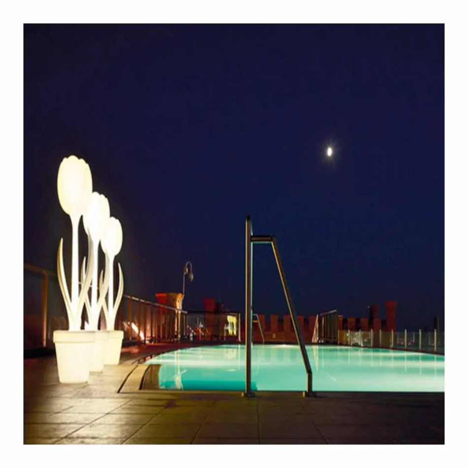 Decoração de móveis de jardim brilhante com design moderno - Tulip por Myyour Viadurini