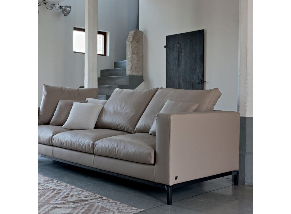 Sofá de sala de 3 lugares em couro, madeira e metal fabricado na Itália - Bizzarro Viadurini