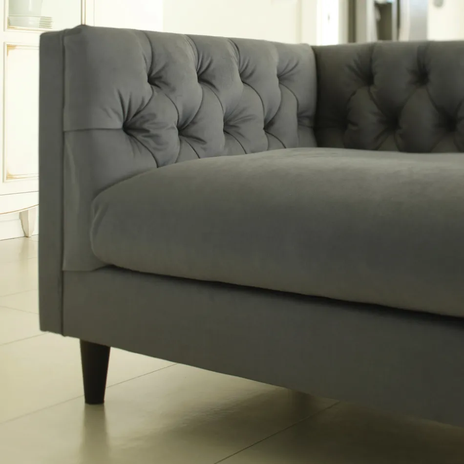 Sofá para Sala com Estrutura e Pés em Madeira Made in Italy - Comico Viadurini