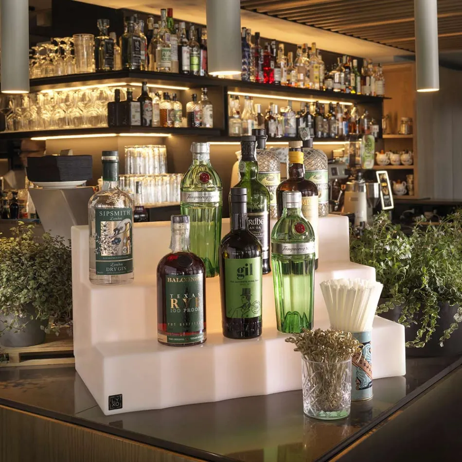 Expositor de Garrafas com Três Degraus Fabricado na Itália - Capo Viadurini