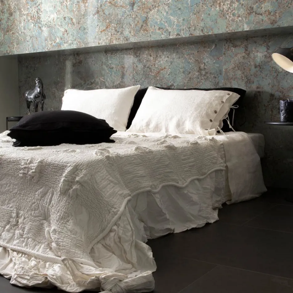 Fronha de Cama Retangular em Linho Branco ou Preto com Botões e Cordões - Agora Viadurini