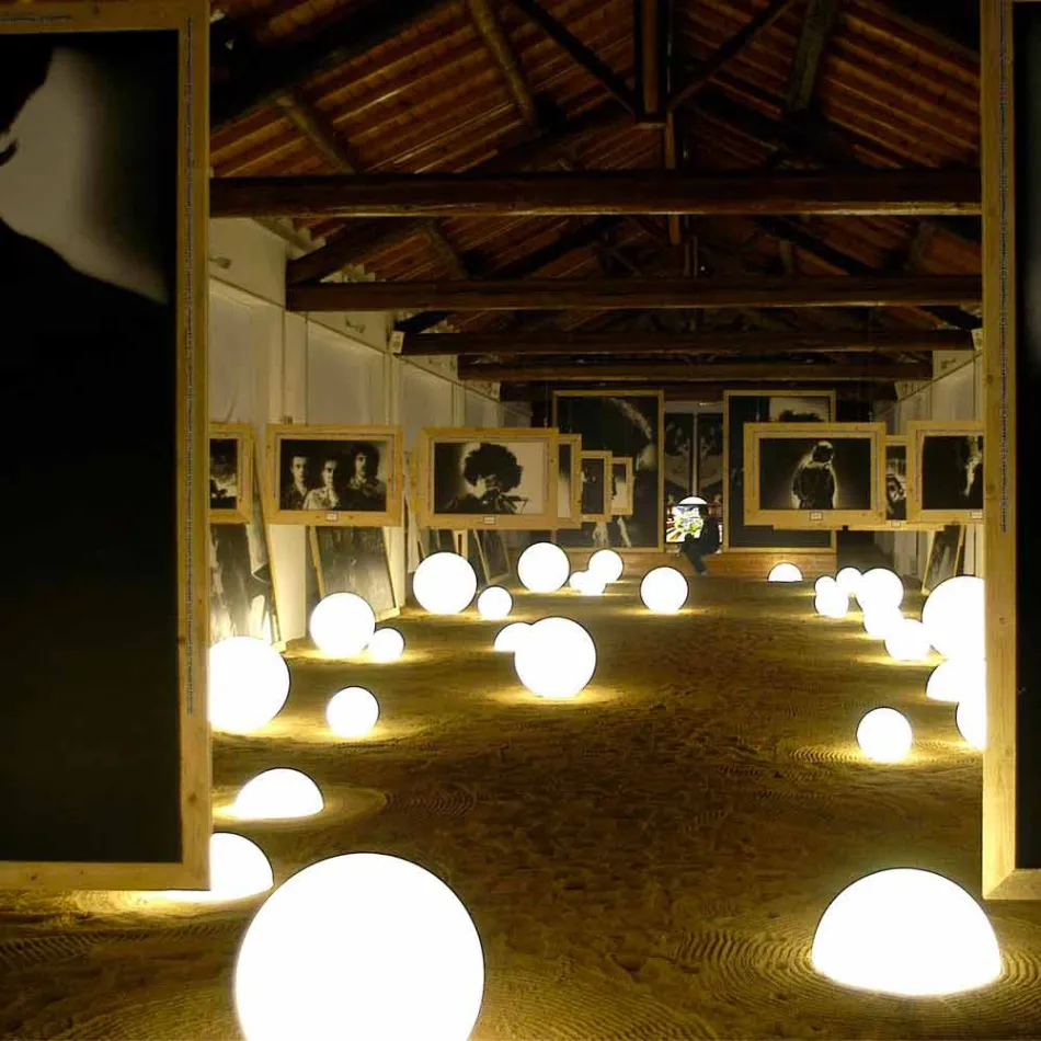 Globo esfera / candeeiro de mesa Slide Globo branco brilhante feito na Itália Viadurini