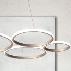Lâmpada suspensa de design para sala de estar em prata ou metal dourado - Olimpo Viadurini