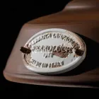 Suspensão de ferro antigo de lâmpada e cerâmica Teresa Ferroluce Viadurini