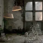 Lâmpada de suspensão em fibra de vidro branca e design elegante de metal - solar Viadurini