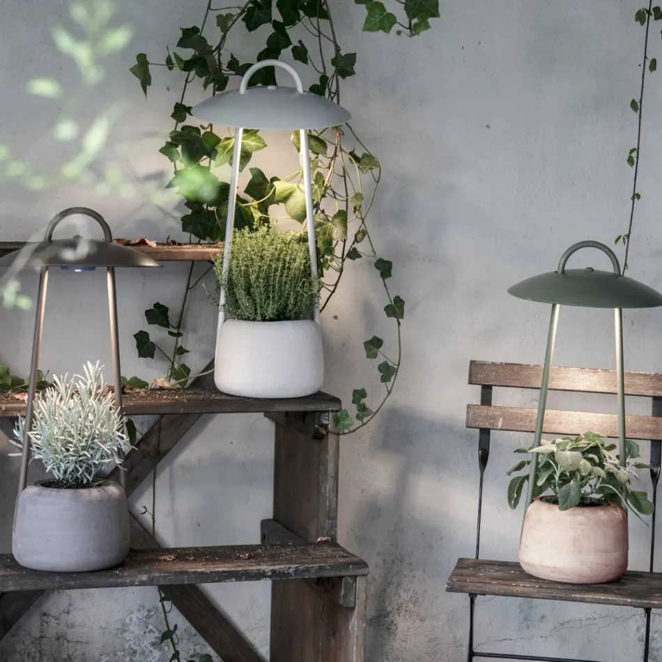 Luminária de Exterior com Floreira em Barro, Alumínio e Latão - Cappello Viadurini