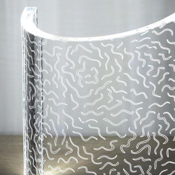 Candeeiro de mesa de cristal acrílico design curvo decoração laser - Ithan