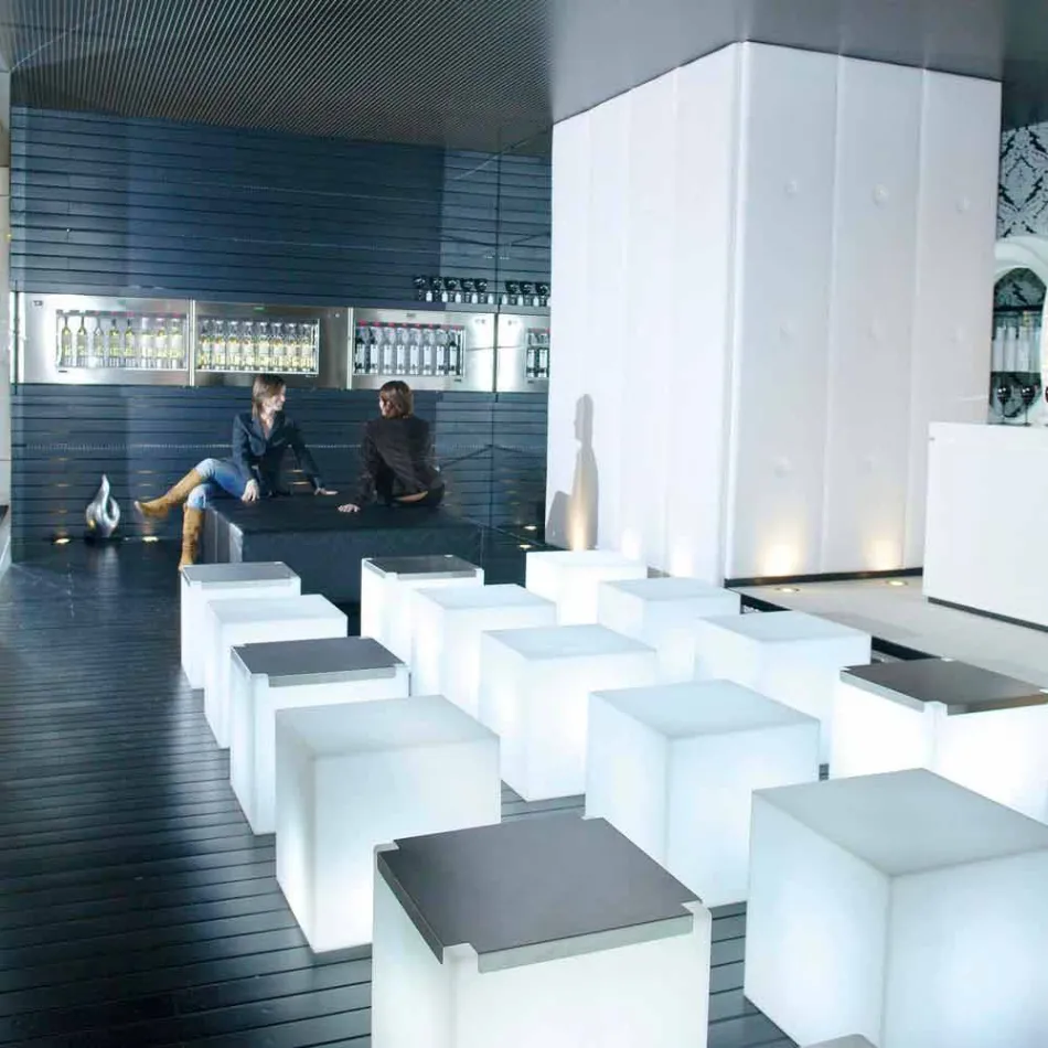 Candeeiro de mesa e de chão Slide Cubo branco brilhante fabricado em Itália Viadurini