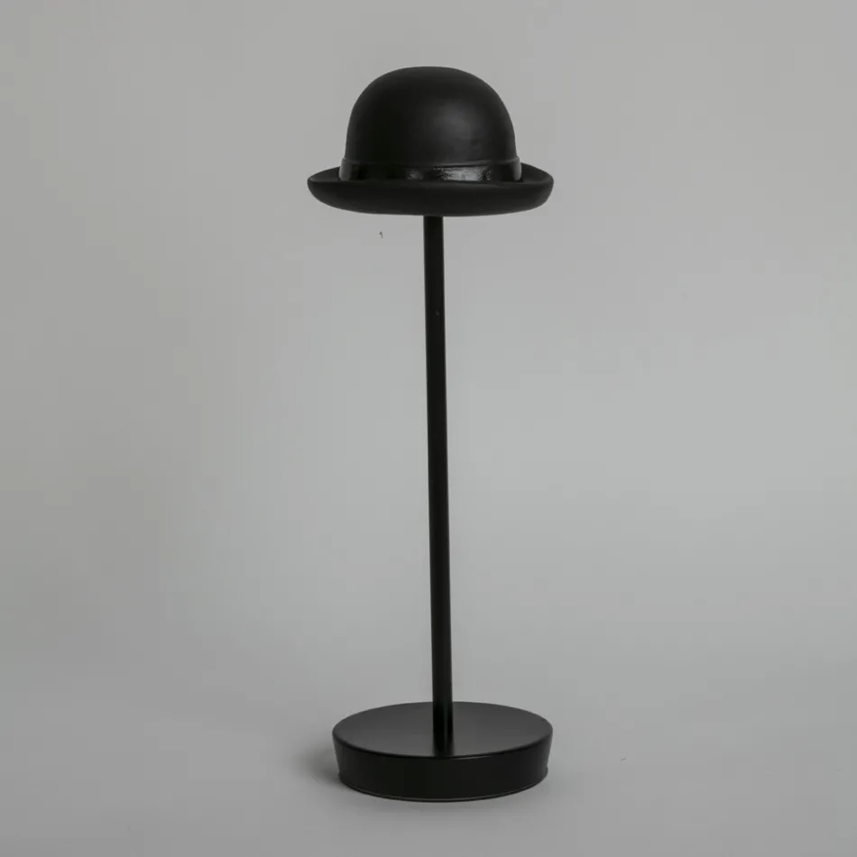 Luminária de mesa recarregável e inclinável da Magnet - Bombetta Viadurini