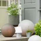 Candeeiro de pé esférico de design moderno colorido, tamanhos diferentes - Globostar Viadurini