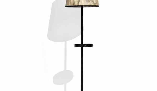 Lâmpada moderna com prateleira de carregamento sem fio feita na Itália