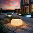 Luminária de chão externa em polietileno alabastro, fabricada na Itália - Disco Viadurini
