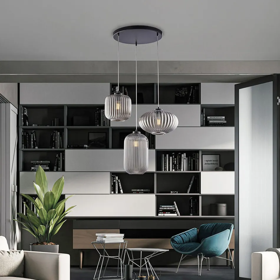 Luminária de mesa com 3 lâmpadas, design em metal e vidro preto - Tucana Viadurini