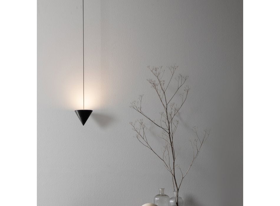 Lâmpada Suspensa em Fio de Alumínio Preto e Cone Grande Design - Mercado Viadurini