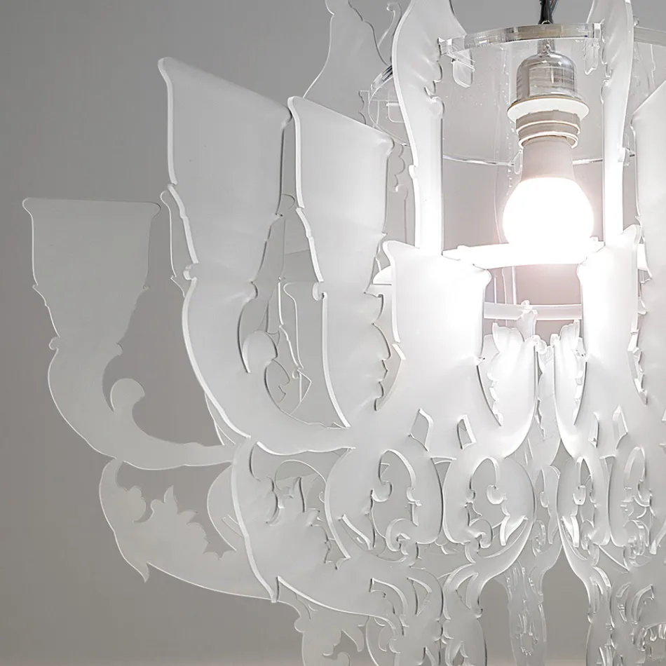 Luminária pendente em plexiglass branco acetinado, fabricada na Itália - Gea Viadurini