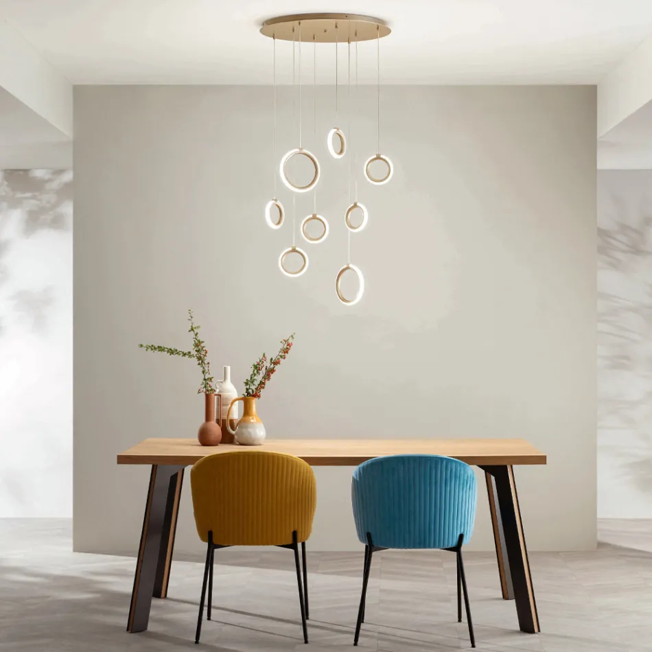 Lustre suspenso de metal pintado de ouro com 8 luzes LED - cedro Viadurini