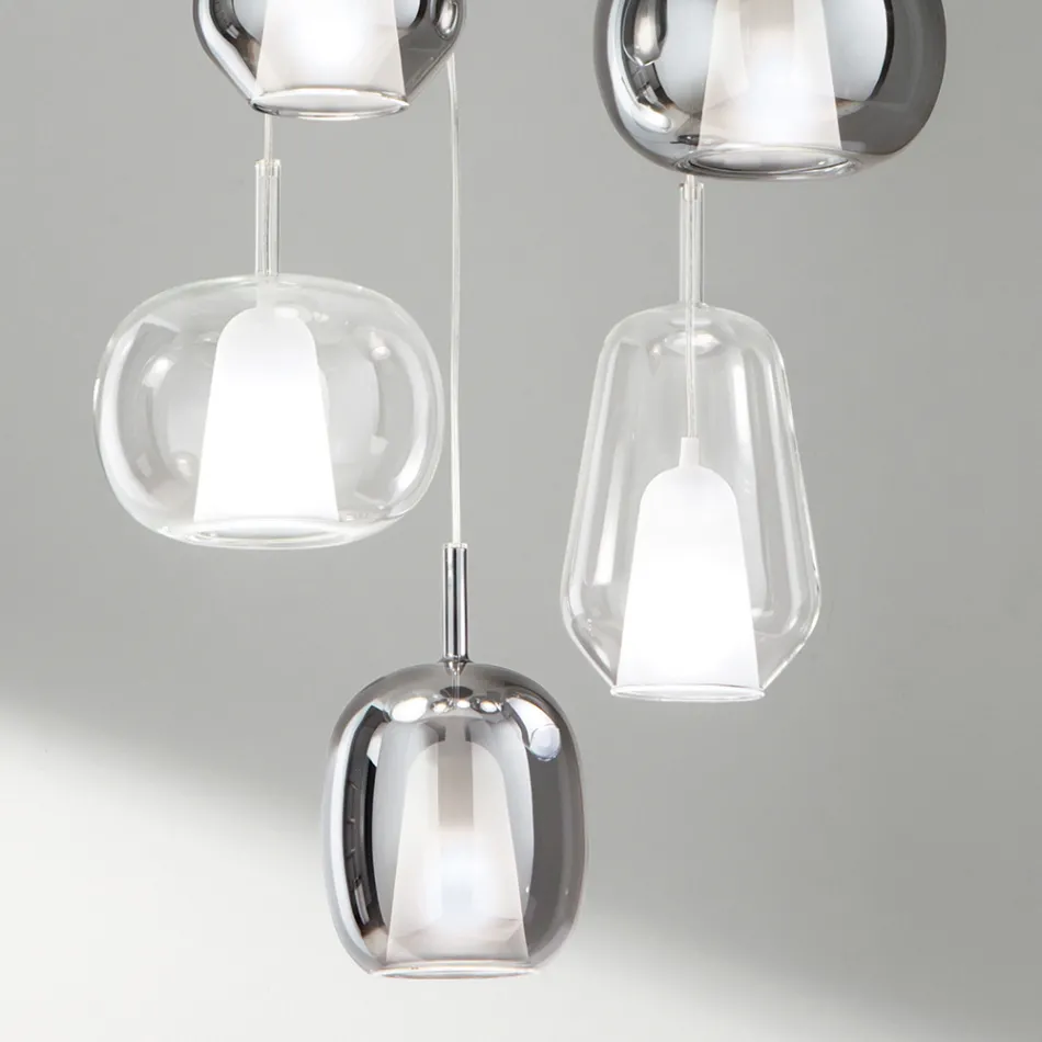 Lustre com 6 difusores de vidro fumê e transparente feito na Itália - Trilly Viadurini