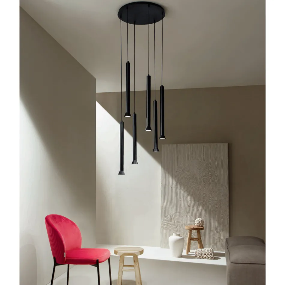 Lustre com armação de metal pintado de preto e cabos ajustáveis - Birch Viadurini