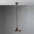 Lustre de design de estilo industrial em Monica de ferro antigo