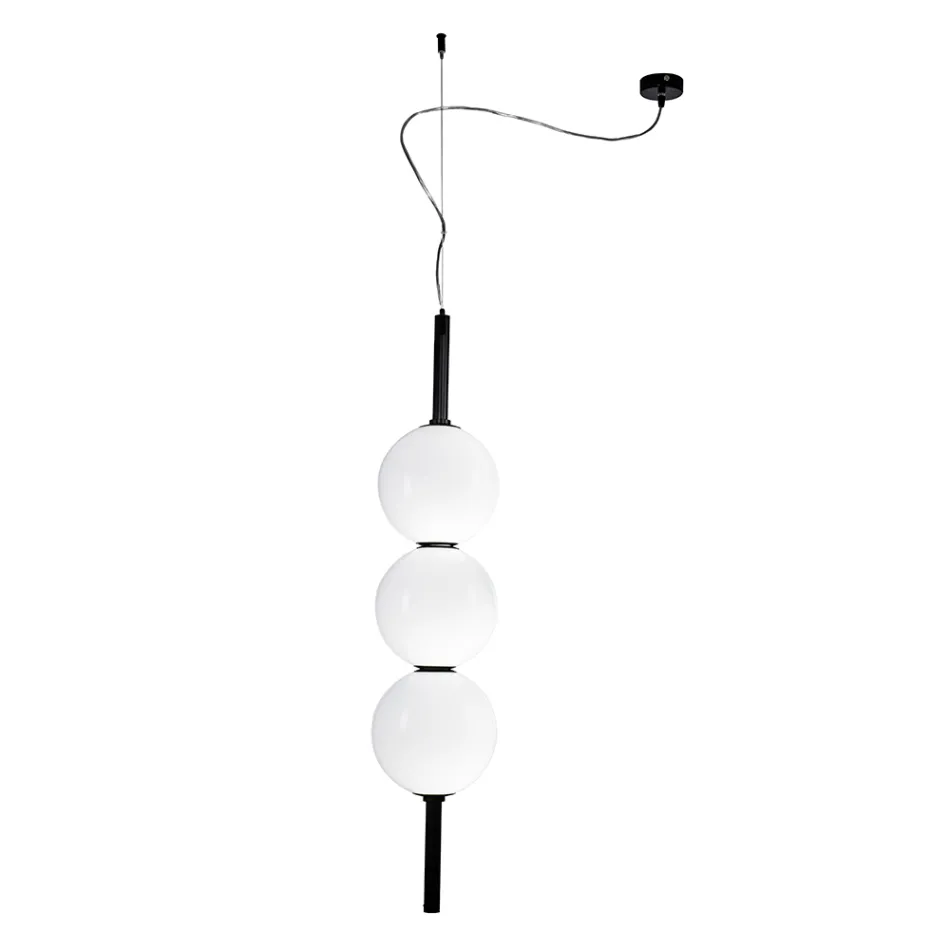 Lumira - Lustre vertical de três luzes em vidro revestido, fabricado na Itália. Viadurini