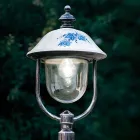 Poste de iluminação ao ar livre em alumínio pintado à mão com decoração de flores - Bari Viadurini