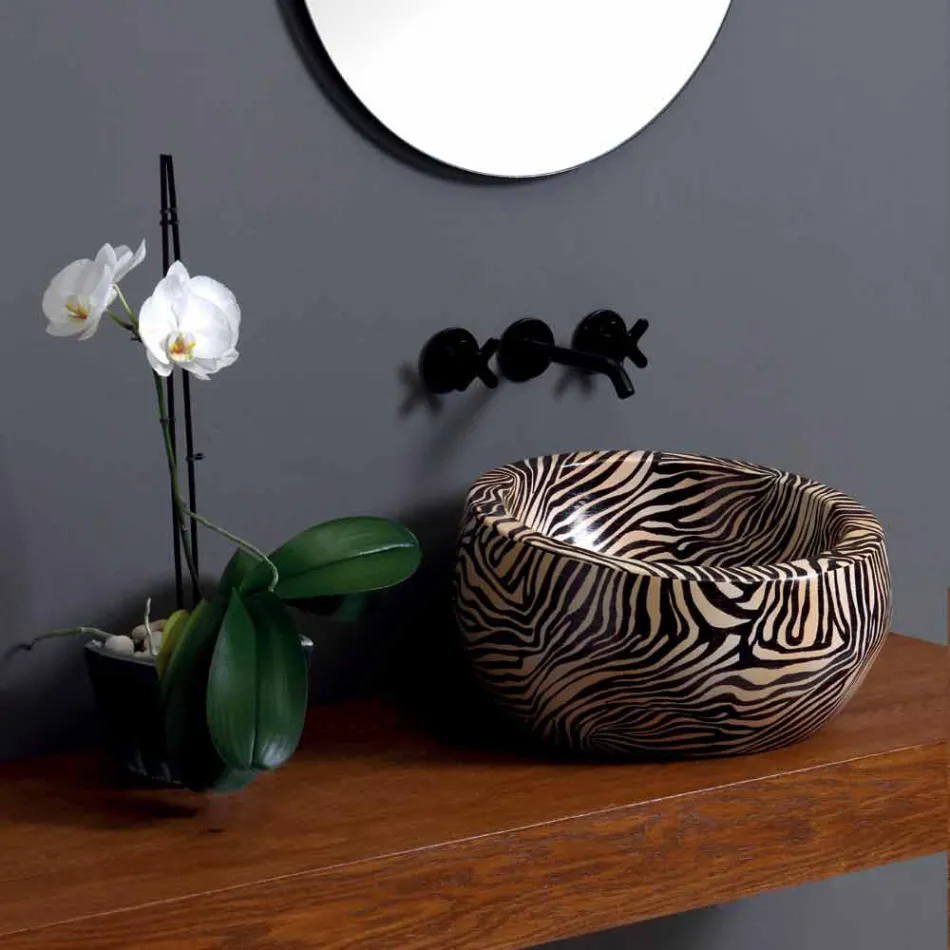 Lavatório de cerâmica de bancada moderno feito na Itália por Elisa Viadurini